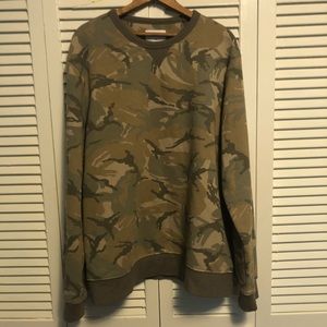 Vintage Old Navy Camouflage Crewneck Sweatshirt. Size XXL.